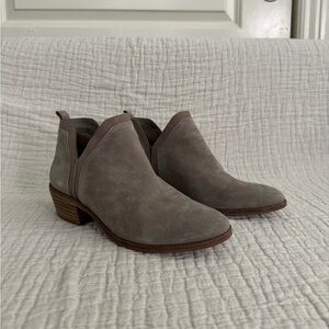 Sam Edelman gray suede ankle boots